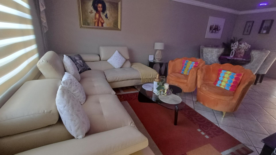 4 Bedroom Property for Sale in Liefde en Vrede Gauteng