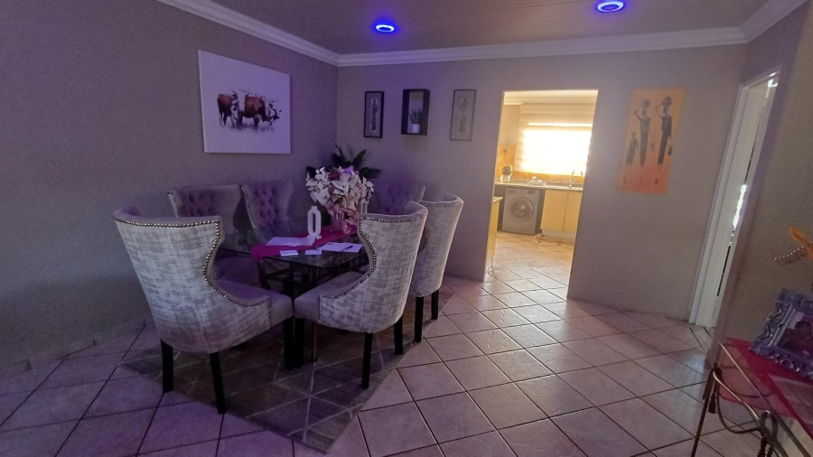 4 Bedroom Property for Sale in Liefde en Vrede Gauteng