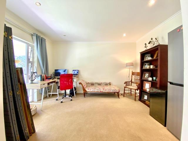 To Let 2 Bedroom Property for Rent in Bryanston Gauteng