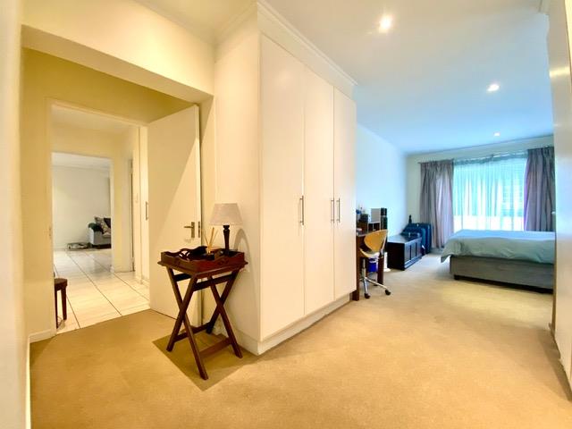 To Let 2 Bedroom Property for Rent in Bryanston Gauteng
