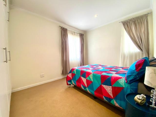 To Let 2 Bedroom Property for Rent in Bryanston Gauteng