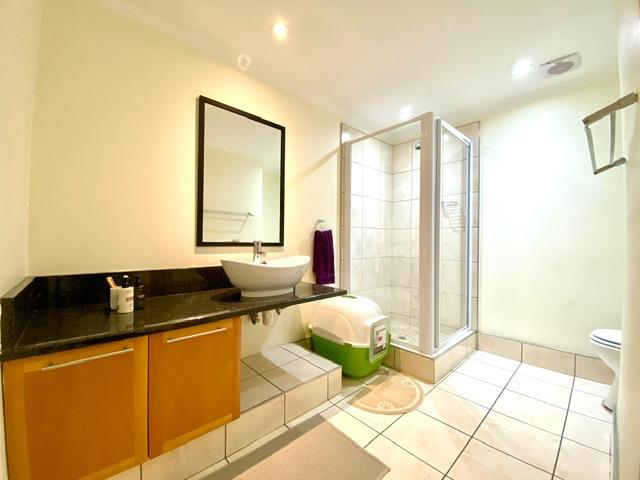 To Let 2 Bedroom Property for Rent in Bryanston Gauteng