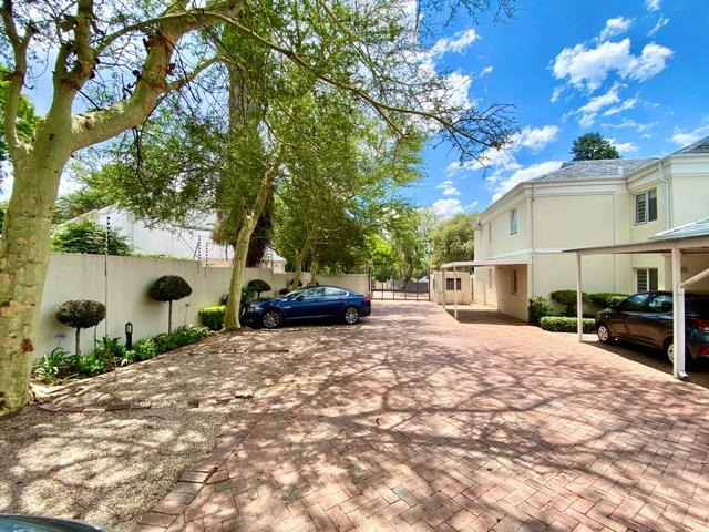To Let 2 Bedroom Property for Rent in Bryanston Gauteng