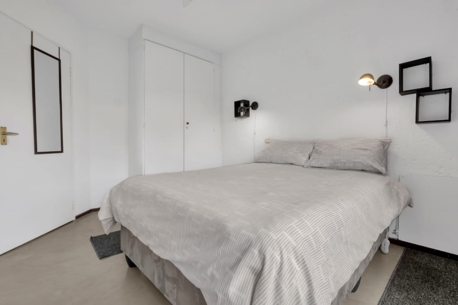 To Let 1 Bedroom Property for Rent in Parktown North Gauteng
