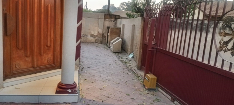 2 Bedroom Property for Sale in Mahube Valley Gauteng