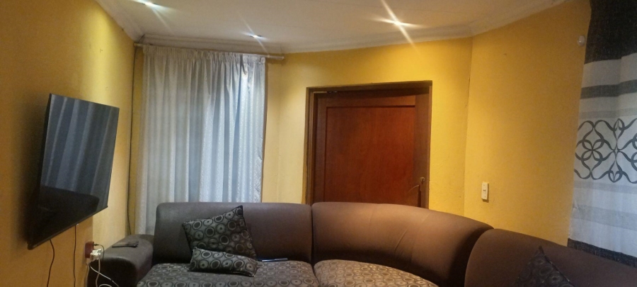2 Bedroom Property for Sale in Mahube Valley Gauteng