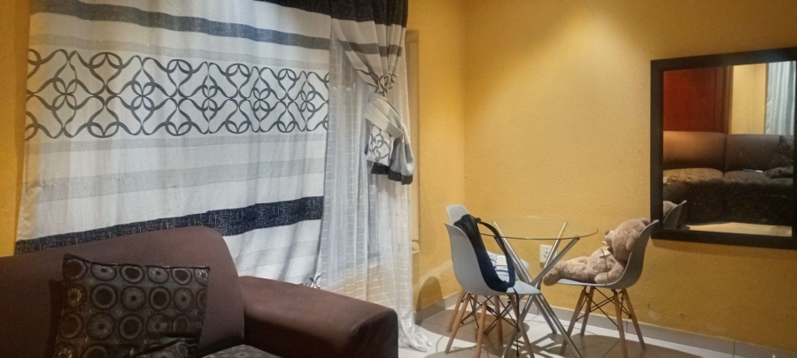 2 Bedroom Property for Sale in Mahube Valley Gauteng
