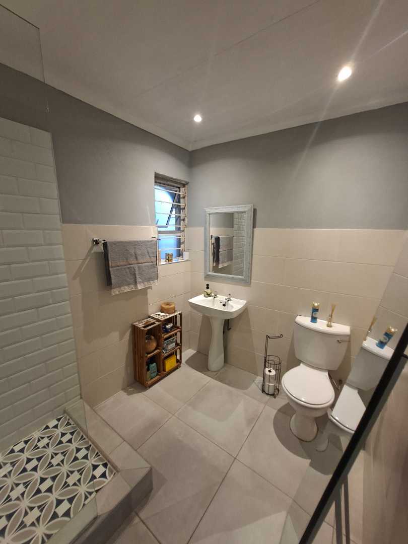 1 Bedroom Property for Sale in Bromhof Gauteng
