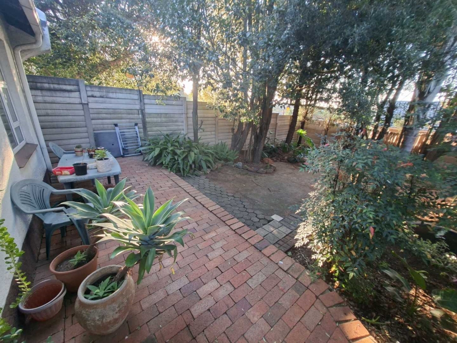 1 Bedroom Property for Sale in Bromhof Gauteng