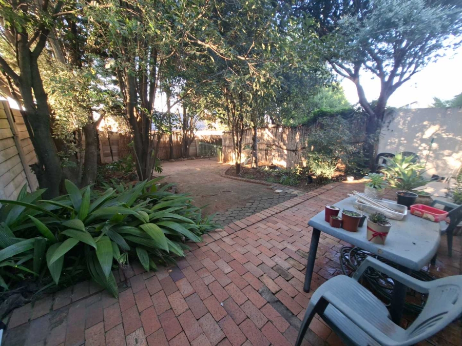 1 Bedroom Property for Sale in Bromhof Gauteng