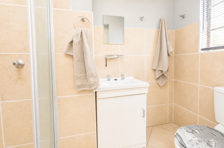 3 Bedroom Property for Sale in Honeydew Manor Gauteng