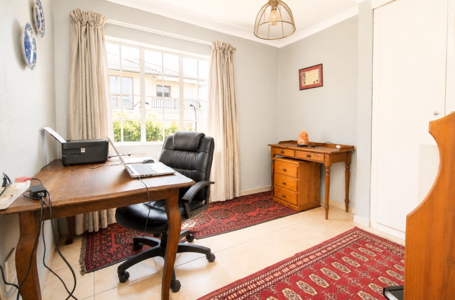 3 Bedroom Property for Sale in Honeydew Manor Gauteng
