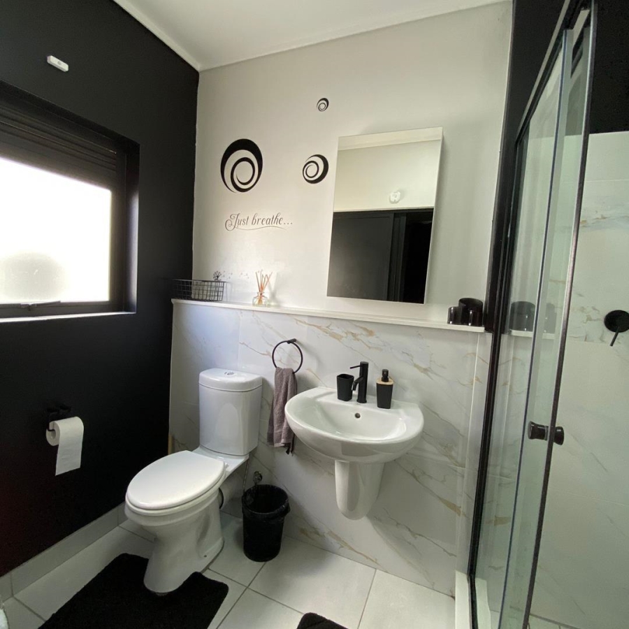 To Let 1 Bedroom Property for Rent in Kyalami Gauteng