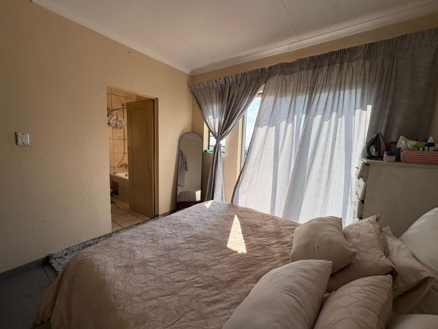 1 Bedroom Property for Sale in Ferndale Gauteng