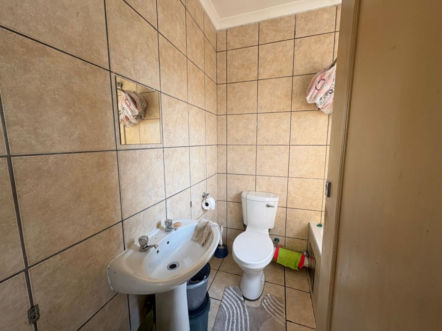 1 Bedroom Property for Sale in Ferndale Gauteng