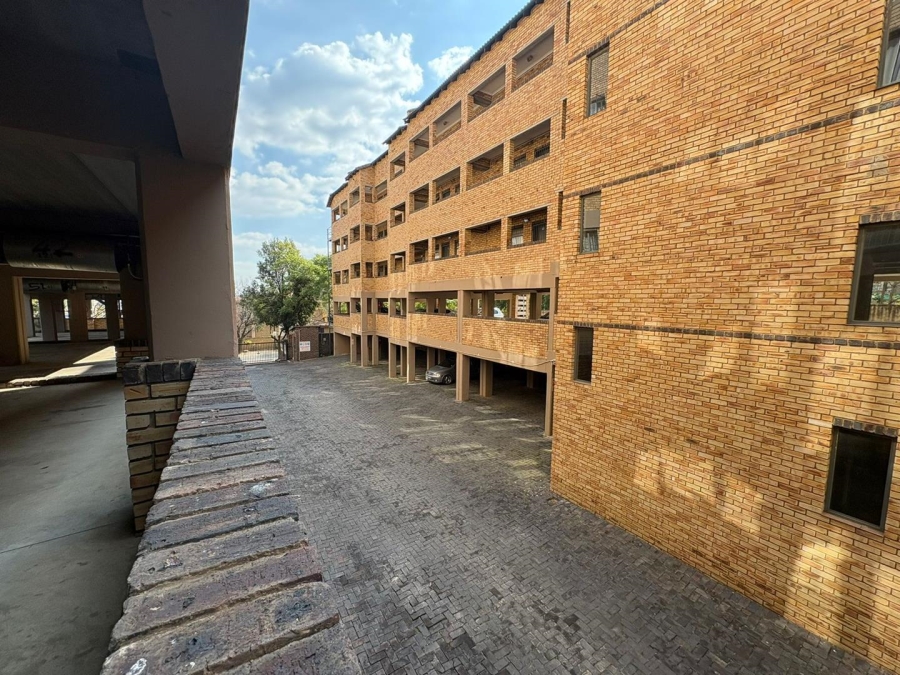 1 Bedroom Property for Sale in Ferndale Gauteng