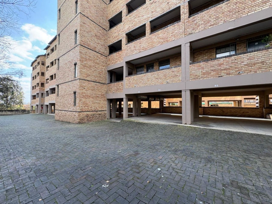 1 Bedroom Property for Sale in Ferndale Gauteng