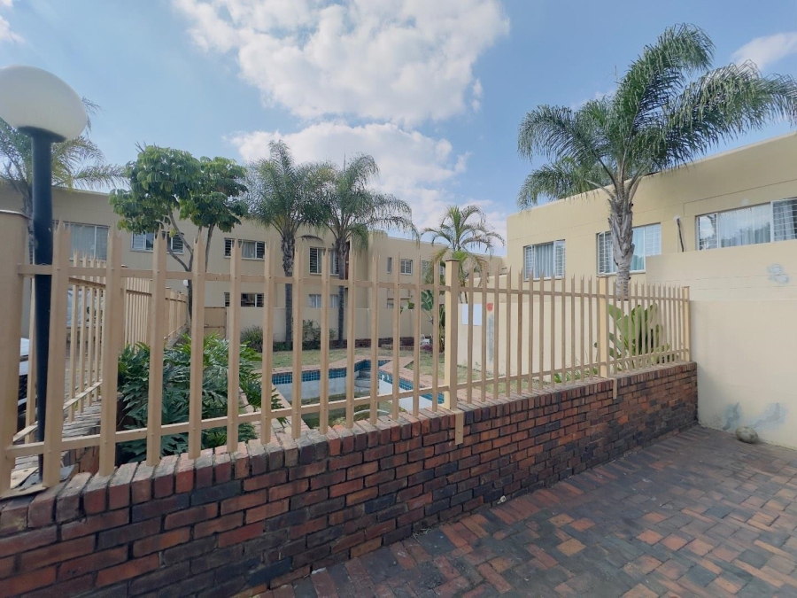 2 Bedroom Property for Sale in President Park Gauteng