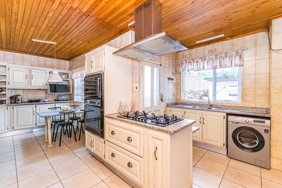 3 Bedroom Property for Sale in Rangeview Gauteng