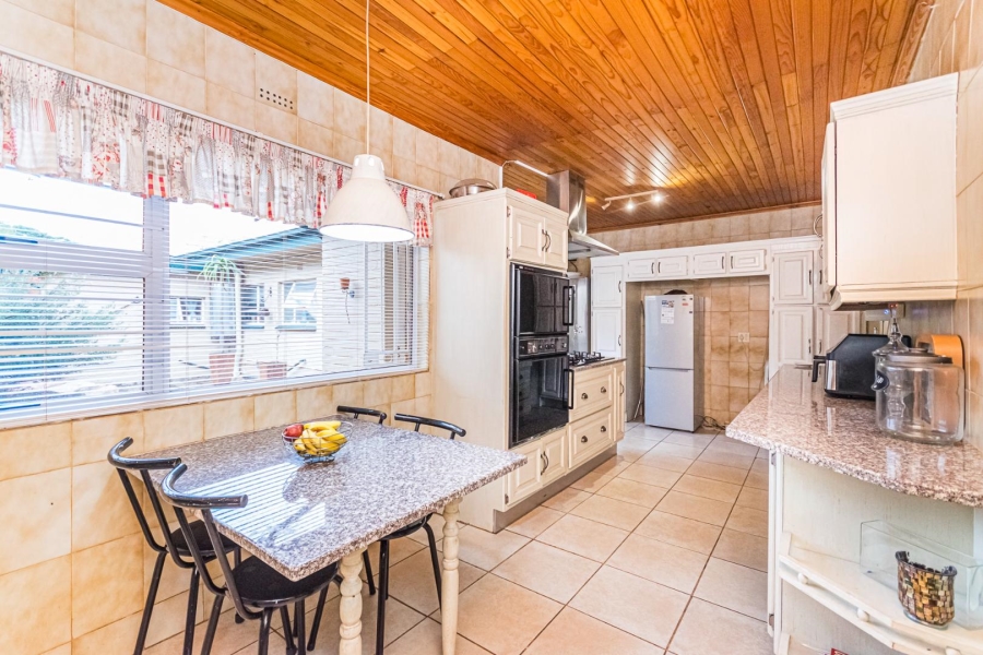 3 Bedroom Property for Sale in Rangeview Gauteng