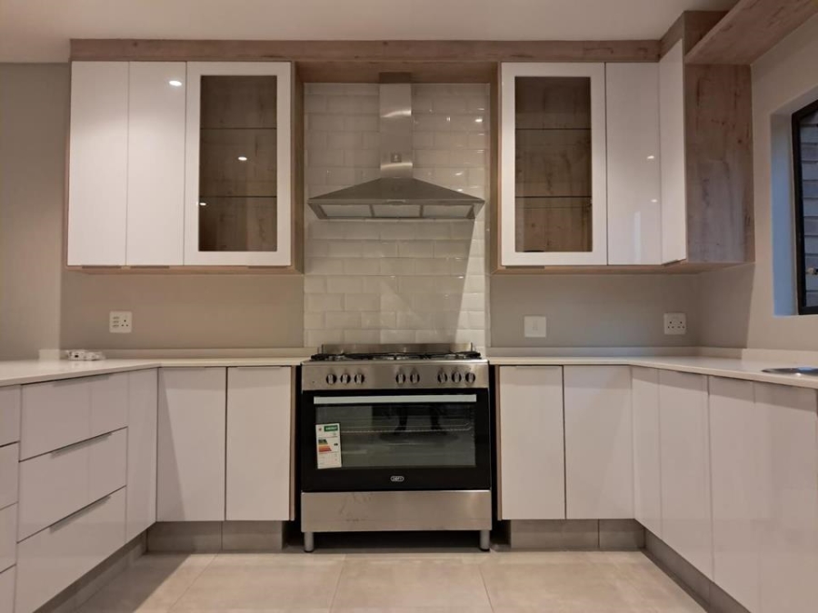 4 Bedroom Property for Sale in Brackenhurst Gauteng