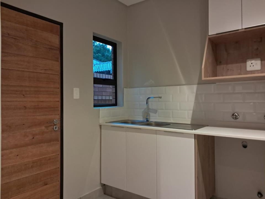 4 Bedroom Property for Sale in Brackenhurst Gauteng
