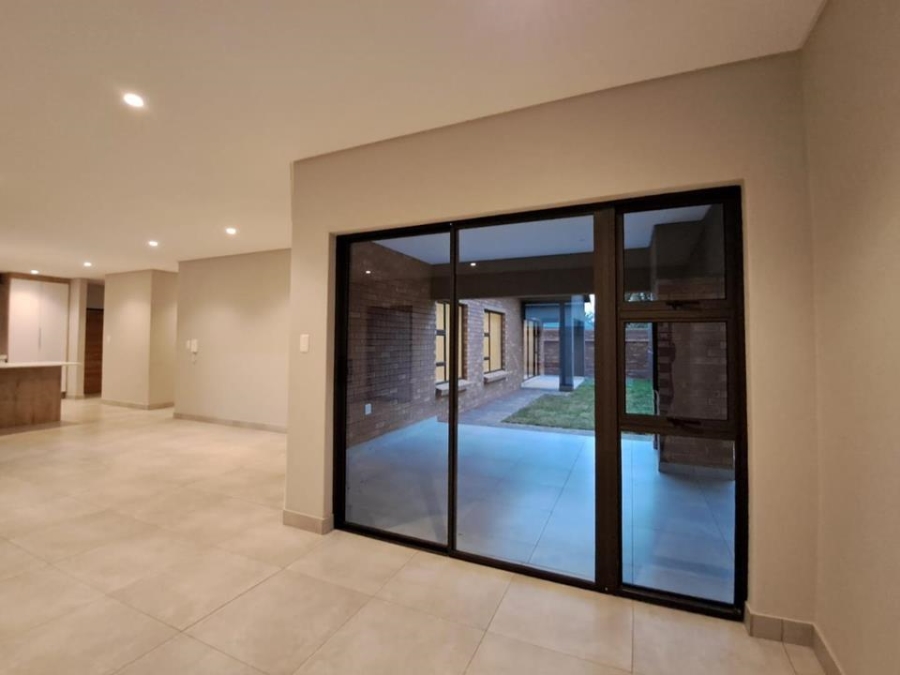 4 Bedroom Property for Sale in Brackenhurst Gauteng