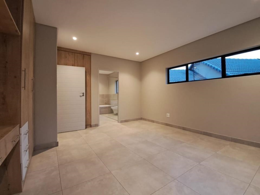 4 Bedroom Property for Sale in Brackenhurst Gauteng