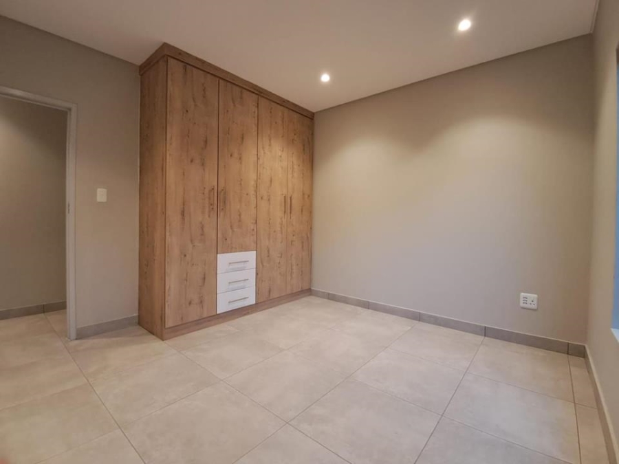 4 Bedroom Property for Sale in Brackenhurst Gauteng