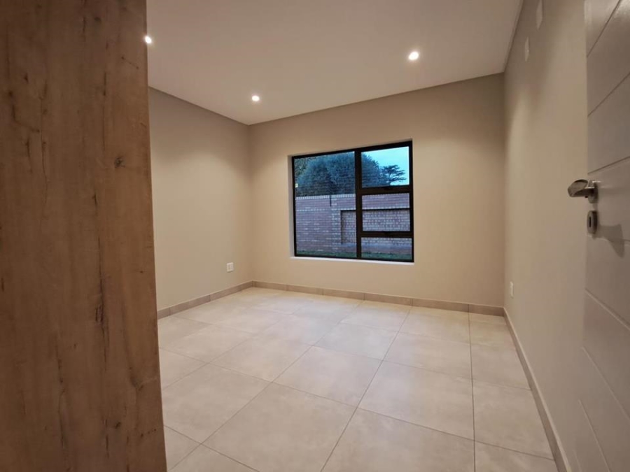 4 Bedroom Property for Sale in Brackenhurst Gauteng