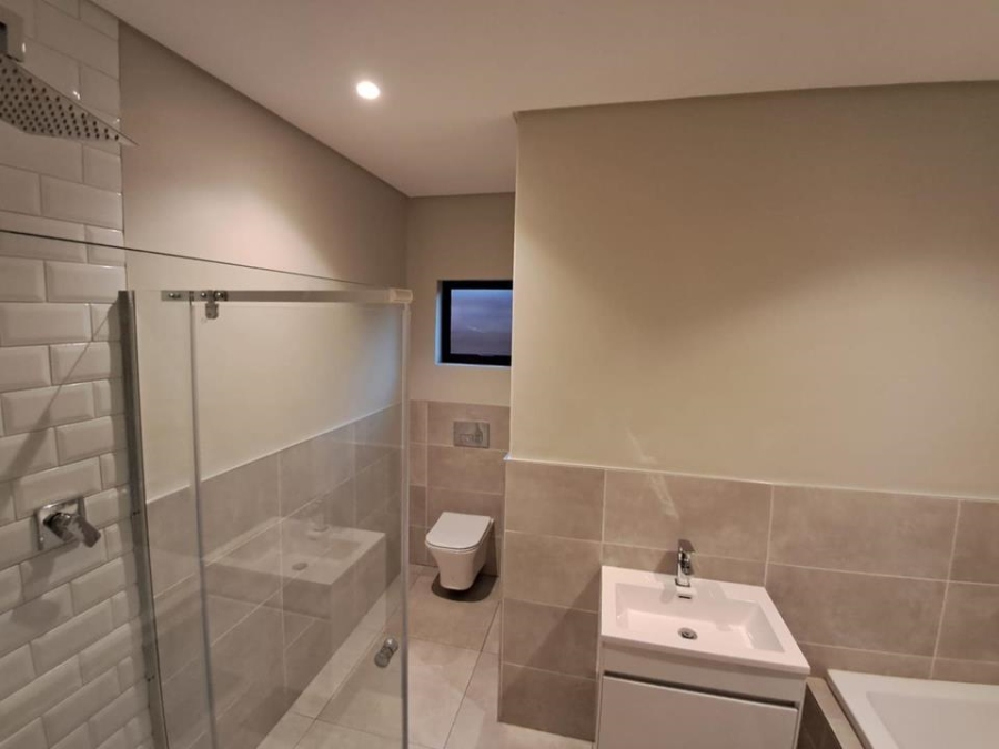 4 Bedroom Property for Sale in Brackenhurst Gauteng