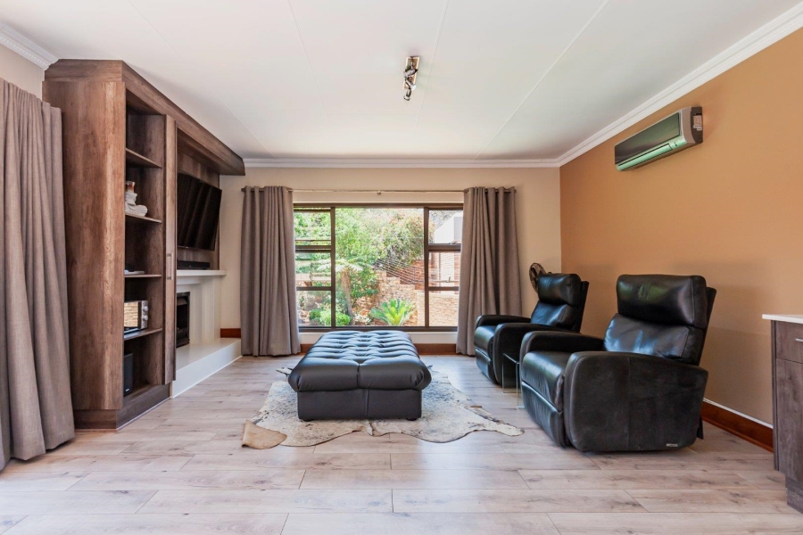 5 Bedroom Property for Sale in Meyersdal Gauteng