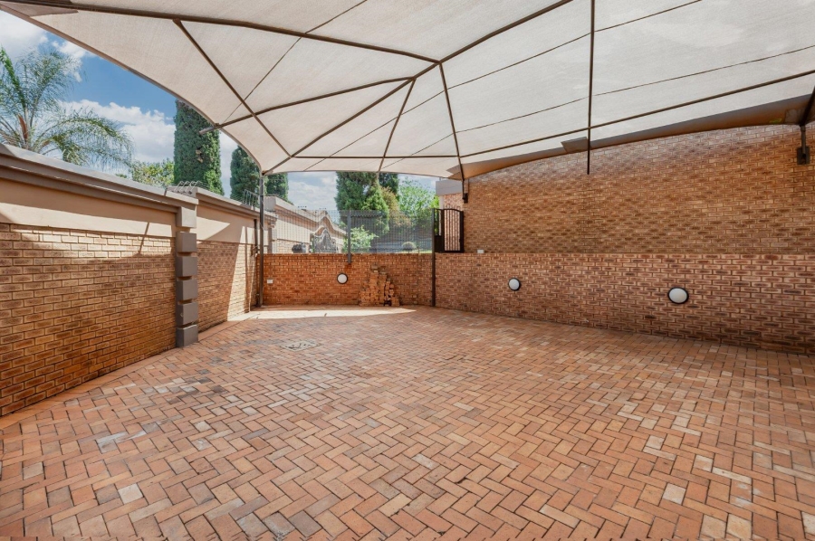 5 Bedroom Property for Sale in Meyersdal Gauteng