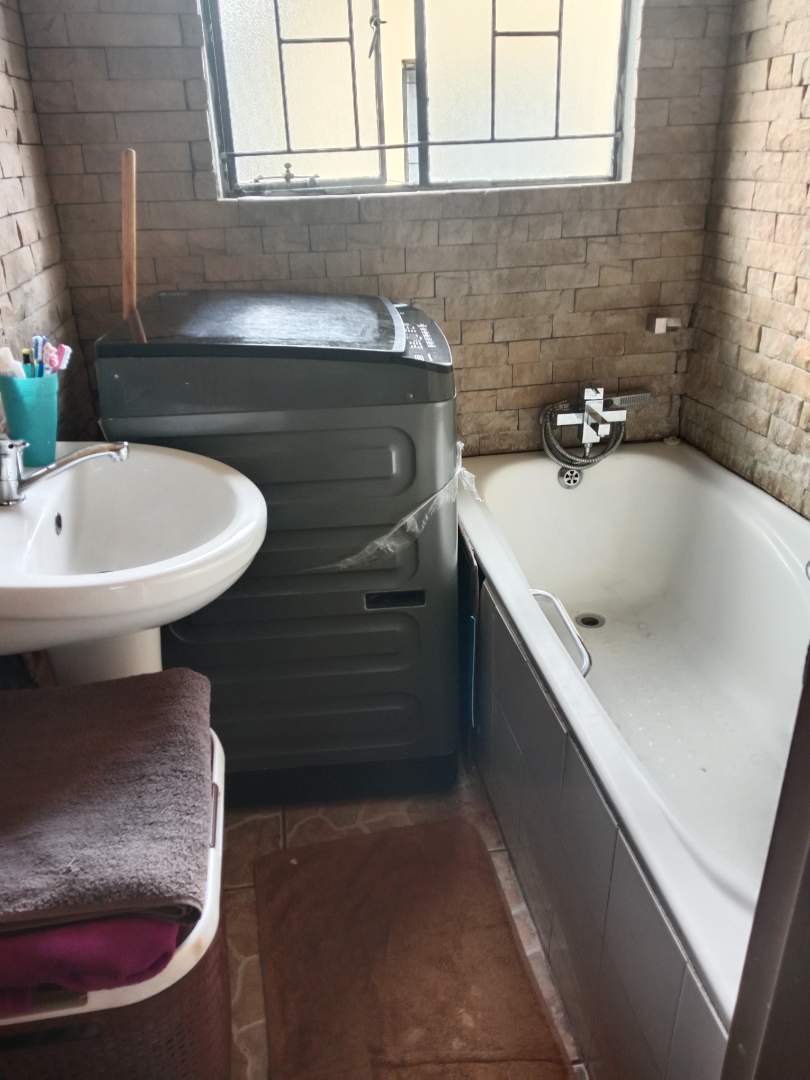 2 Bedroom Property for Sale in Naturena Gauteng
