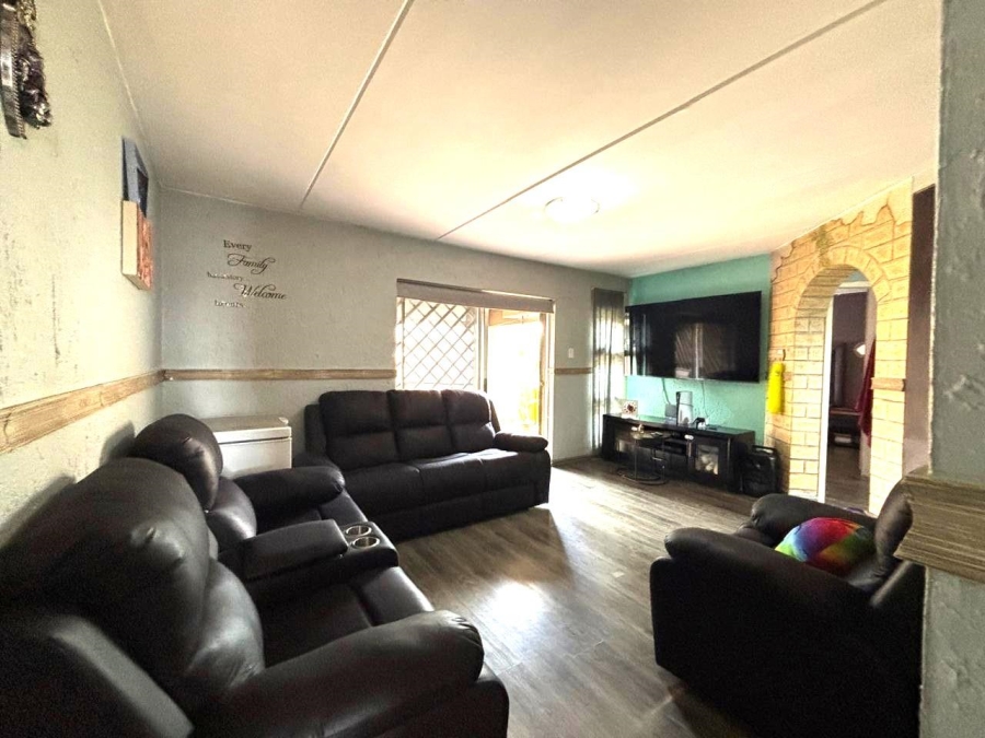 2 Bedroom Property for Sale in Winchester Hills Gauteng