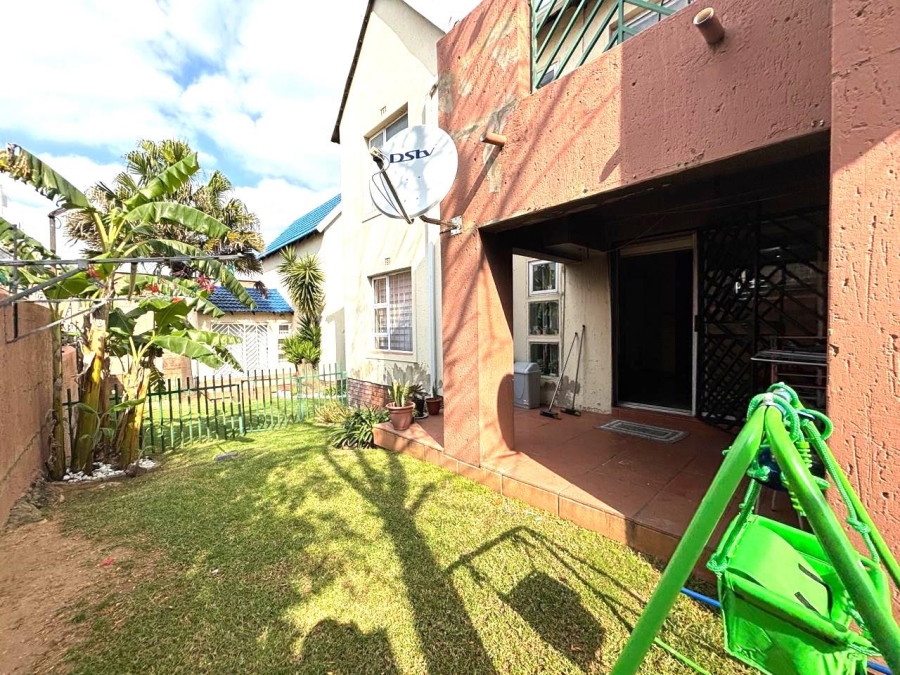 2 Bedroom Property for Sale in Winchester Hills Gauteng