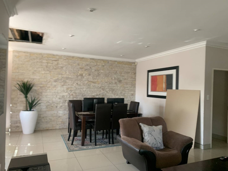 3 Bedroom Property for Sale in The Hill Gauteng