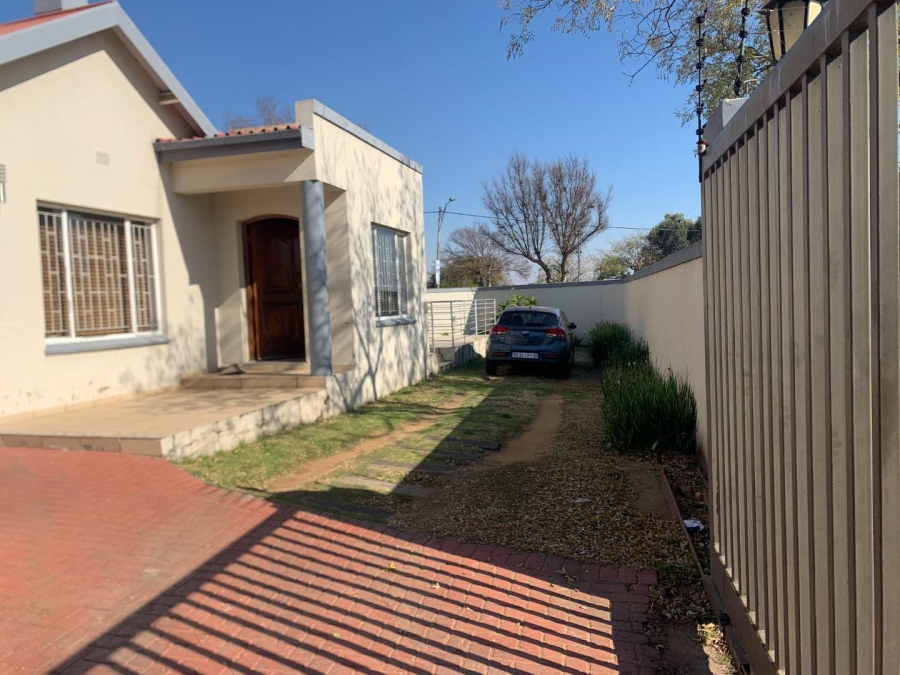 3 Bedroom Property for Sale in The Hill Gauteng
