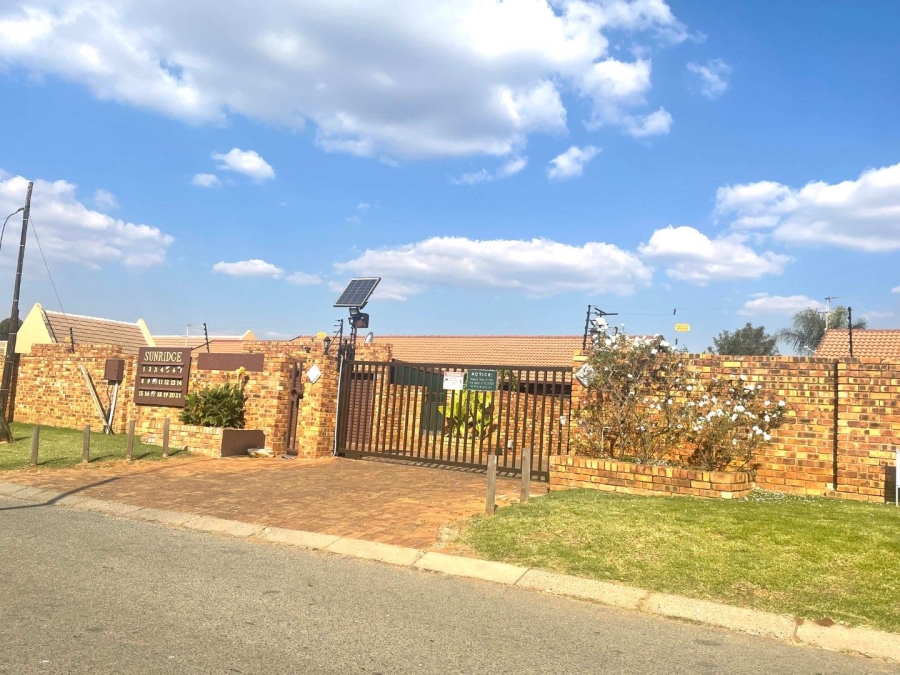 2 Bedroom Property for Sale in Terenure Gauteng