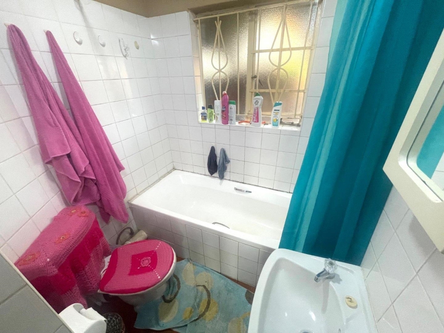2 Bedroom Property for Sale in Terenure Gauteng