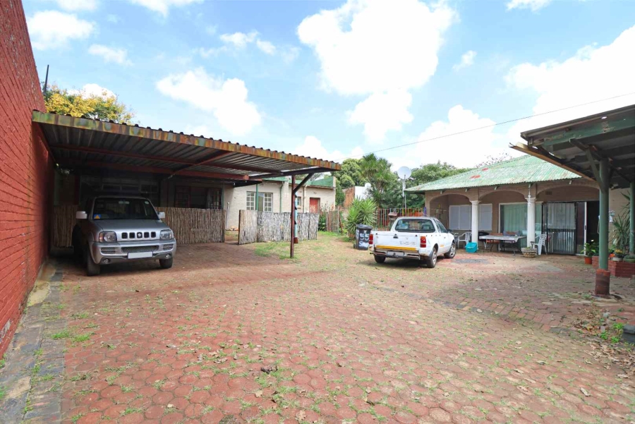 To Let 2 Bedroom Property for Rent in Wentworth Park Gauteng