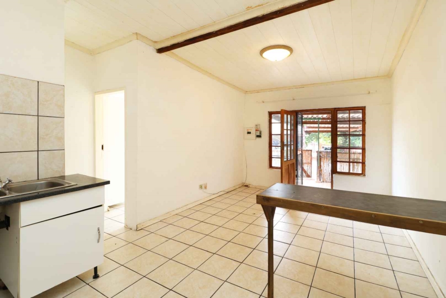 To Let 2 Bedroom Property for Rent in Wentworth Park Gauteng