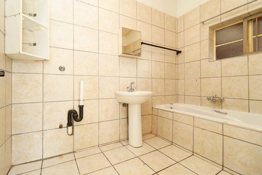 To Let 2 Bedroom Property for Rent in Wentworth Park Gauteng