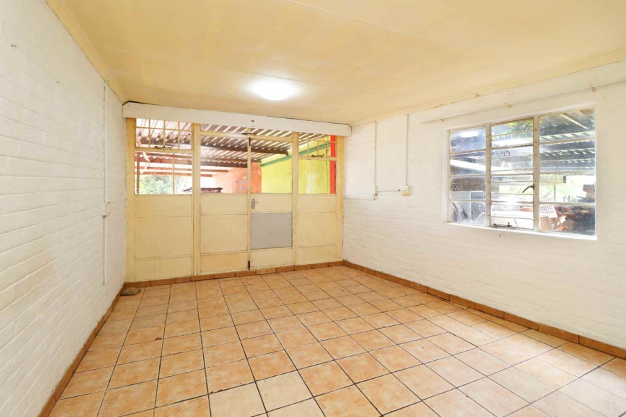 To Let 2 Bedroom Property for Rent in Wentworth Park Gauteng