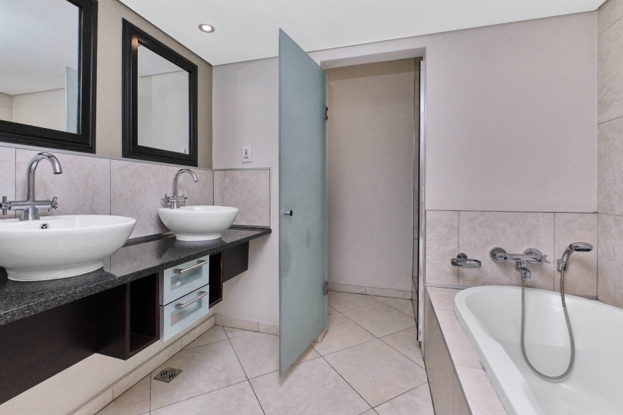 2 Bedroom Property for Sale in Morningside Gauteng