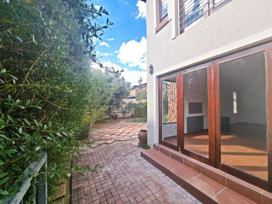 3 Bedroom Property for Sale in Olympus AH Gauteng