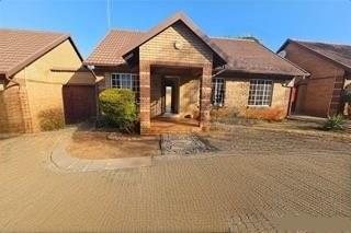 2 Bedroom Property for Sale in Clubview Gauteng