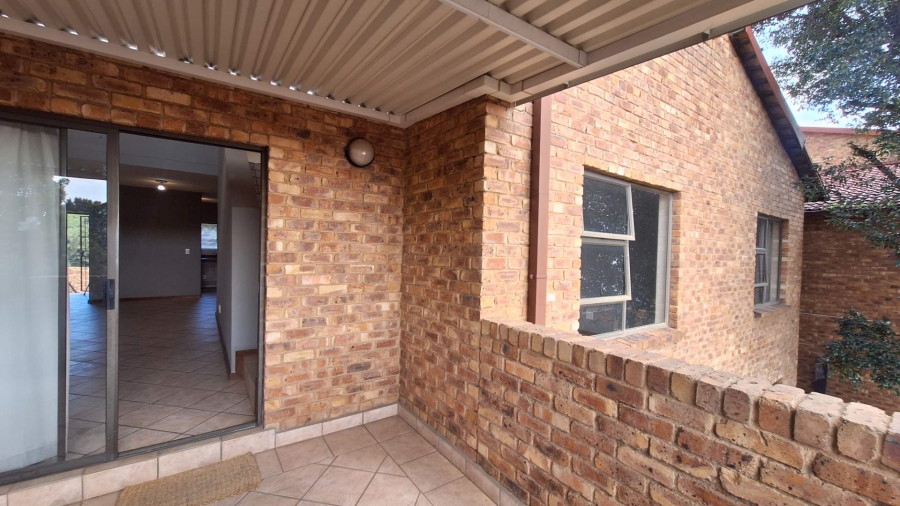 3 Bedroom Property for Sale in North Riding AH Gauteng