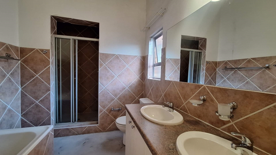 3 Bedroom Property for Sale in North Riding AH Gauteng