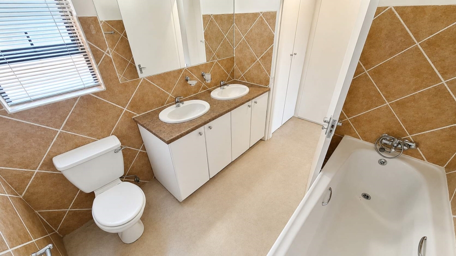 3 Bedroom Property for Sale in North Riding Gauteng
